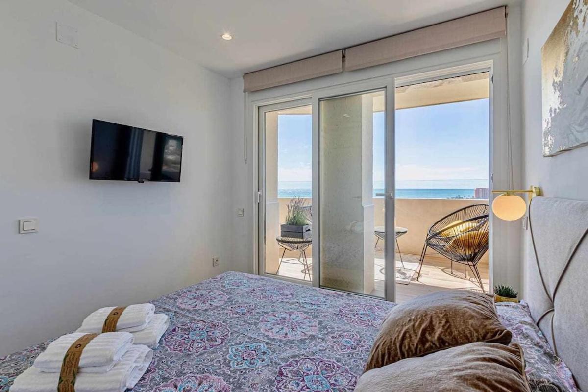 797 Holiday Rentals - Benalbeach- Moderno Piso Para 5 Con Vistas Al Mar بينالماذينا المظهر الخارجي الصورة