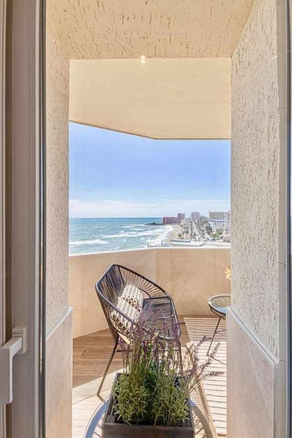 797 Holiday Rentals - Benalbeach- Moderno Piso Para 5 Con Vistas Al Mar بينالماذينا المظهر الخارجي الصورة